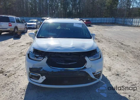 2021 Chrysler Pacifica Touring z USA, uszkodzony, nr VIN 2C4RC1FG1MR556578